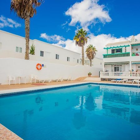 Apartamentos Haria En Puerto Del Carmen Tias Luaran gambar