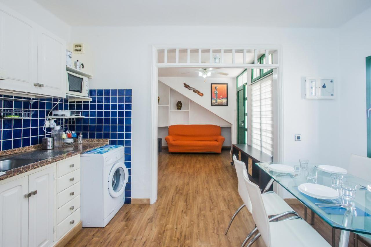 Apartamentos Haria En Puerto Del Carmen Tias Luaran gambar