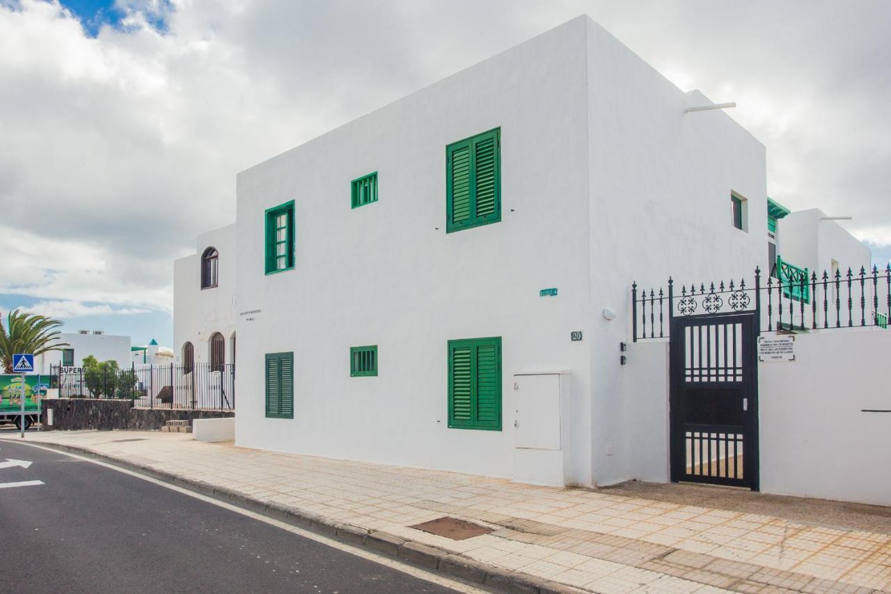 Apartamentos Haria En Puerto Del Carmen Tias Luaran gambar