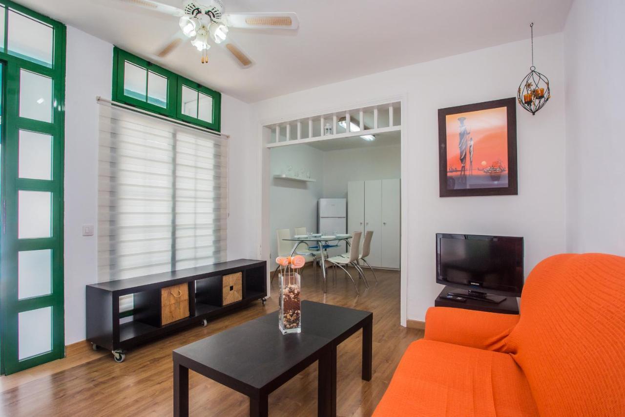 Apartamentos Haria En Puerto Del Carmen Tias Luaran gambar