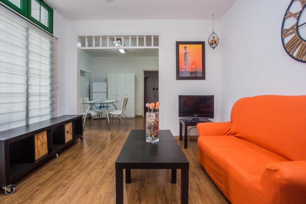 Apartamentos Haria En Puerto Del Carmen Tias Luaran gambar