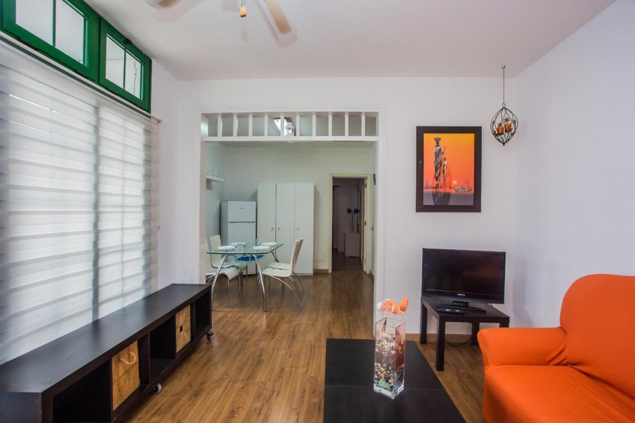 Apartamentos Haria En Puerto Del Carmen Tias Luaran gambar